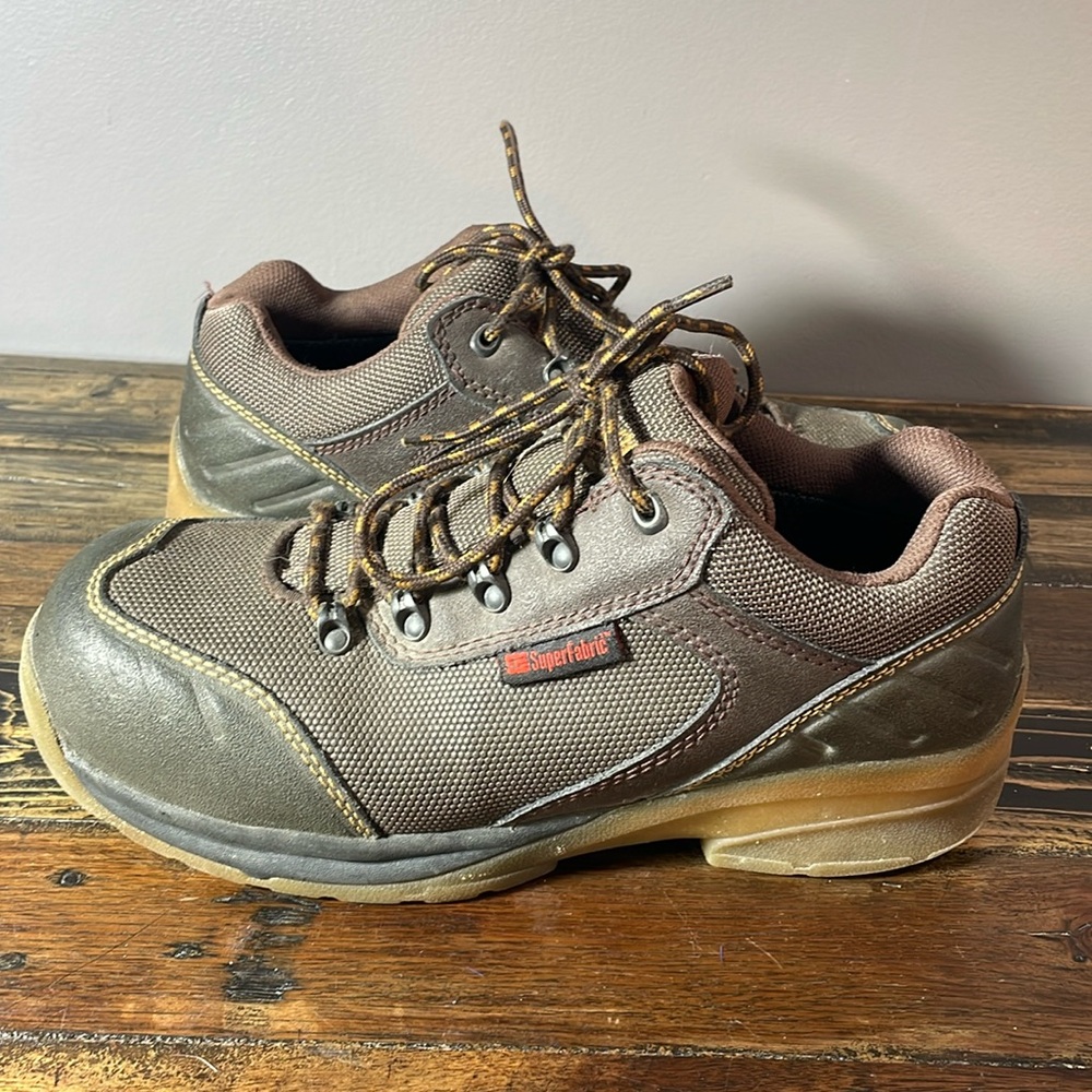 Danner super fabric 8.5 men’s walking shoes